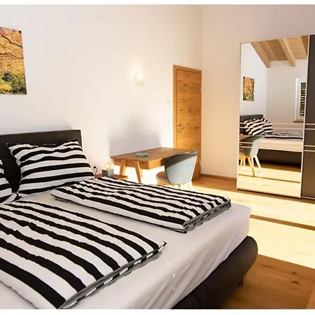 Reiter Bei Kitzbuehel *