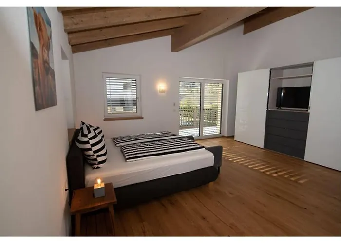 Reiter Bei Kitzbuehel *